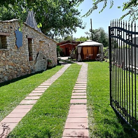 B&B Domo De Pedra Tottubella Ngoại thất bức ảnh