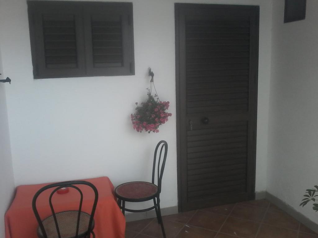 B&B Domo De Pedra Tottubella Ngoại thất bức ảnh