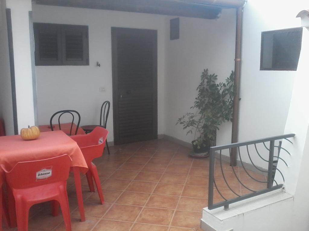 B&B Domo De Pedra Tottubella Ngoại thất bức ảnh