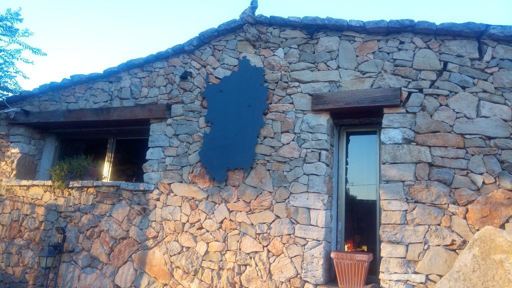 B&B Domo De Pedra Tottubella Ngoại thất bức ảnh