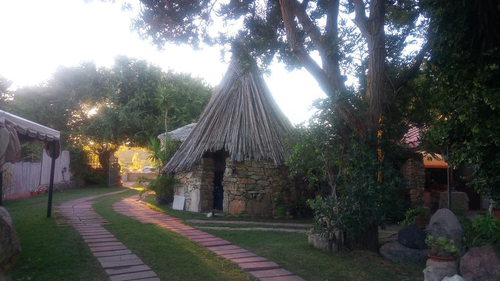 B&B Domo De Pedra Tottubella Ngoại thất bức ảnh